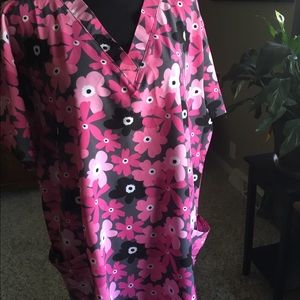 Nursing Scrub Top